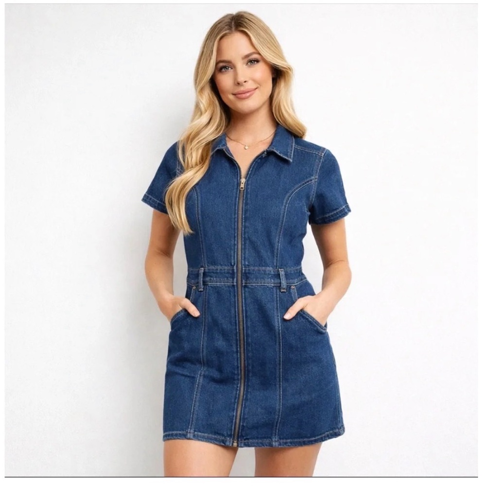 Hollister Denim Zip-Up Dress 👗